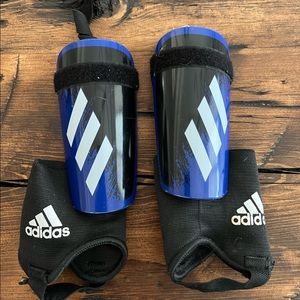 Little boys Soccer Shin guards — fits 3-4 years